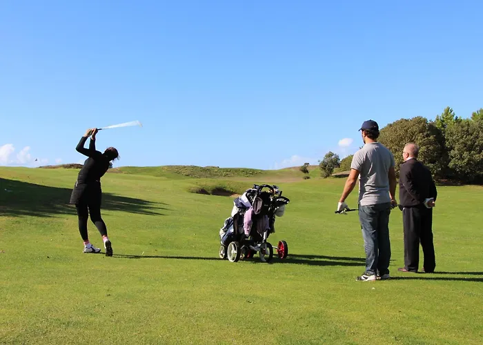 Hébergement de vacances Maison Confortable Centre-ville Avec Jardin, Proche Commerces - Fr-1-323-563 *