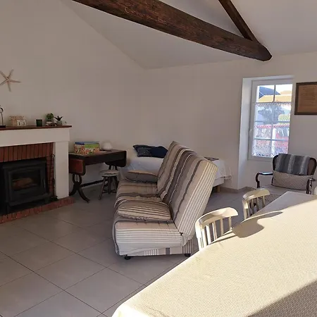 Feriehus Maison Confortable Centre-Ville Avec Jardin, Proche Commerces - Fr-1-323-563