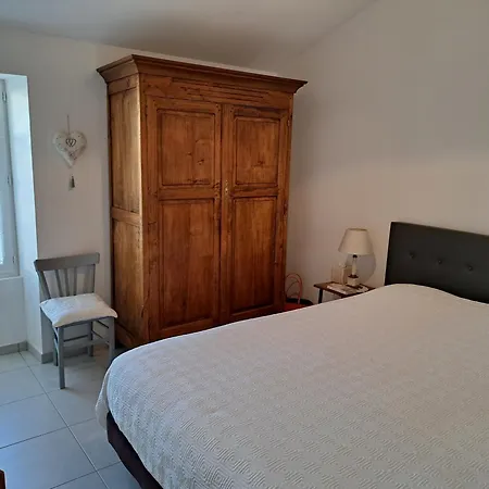 Maison Confortable Centre-Ville Avec Jardin, Proche Commerces - Fr-1-323-563