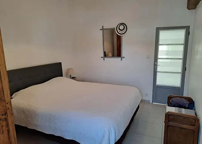 펜션 Maison Confortable Centre-ville Avec Jardin, Proche Commerces - Fr-1-323-563 생장드몽